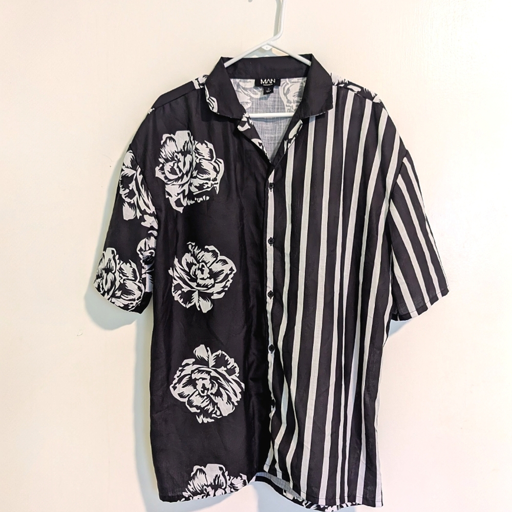 BoohooMAN Black And White Floral Design Casual Button Down Short Sleeve Shirt